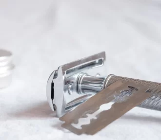 Shaving Companies Don’t Want You to Use a Safety Razor